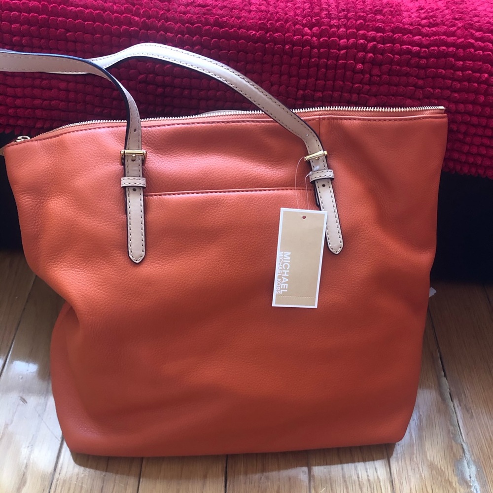 NEW Micheal Kors Large Jet Zippered Tote Orange